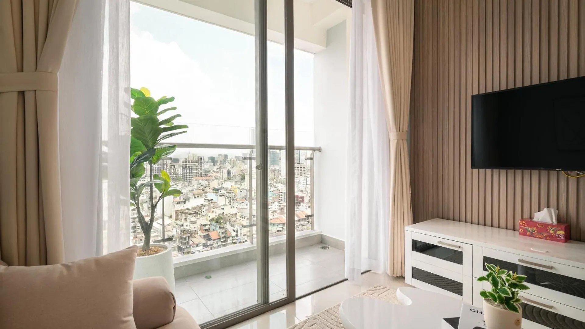Pc House - Millennium Apartment Ho Chi Minh City 0*,