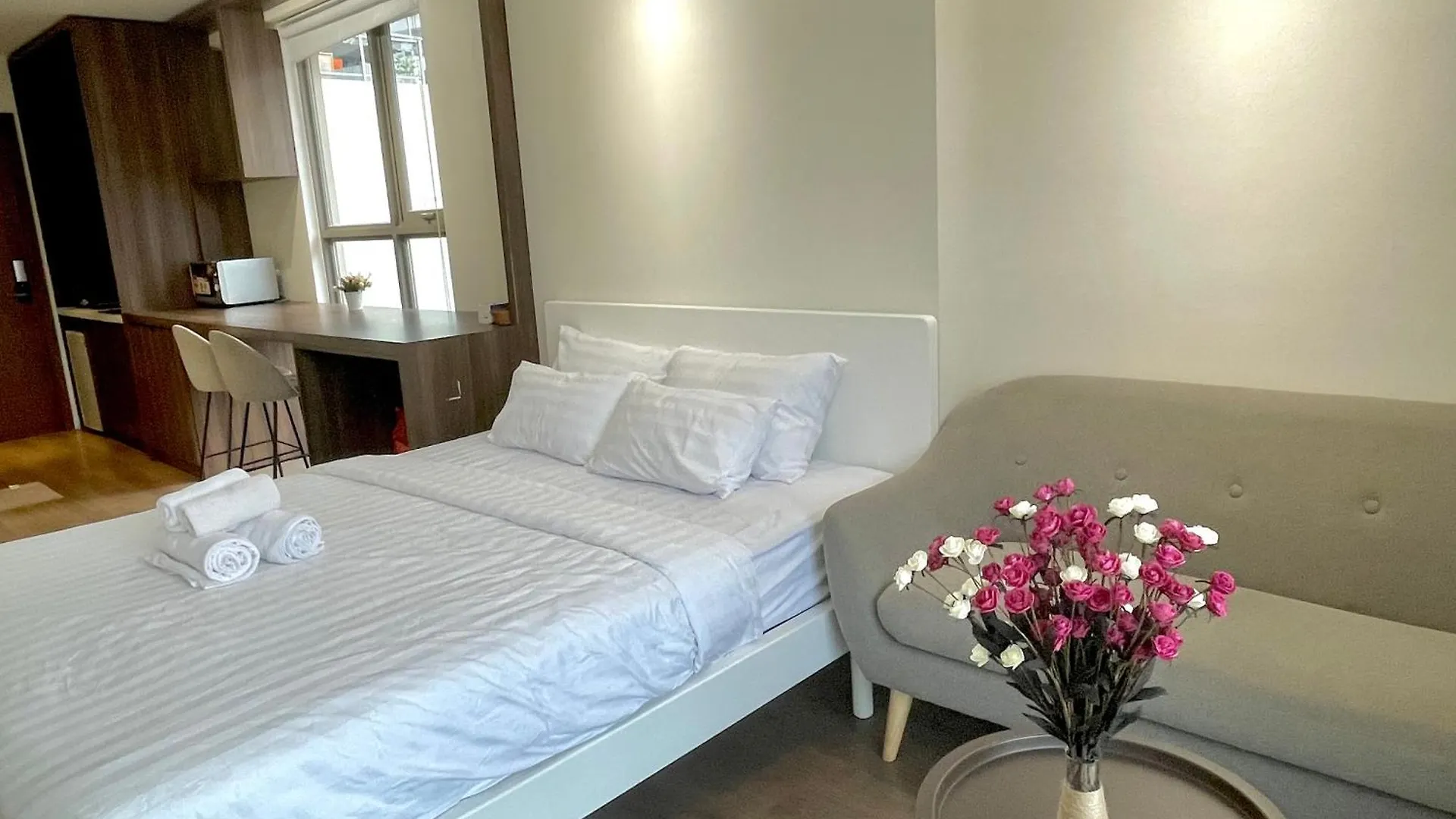 Pc House - Millennium Apartment Ho Chi Minh City 0*,